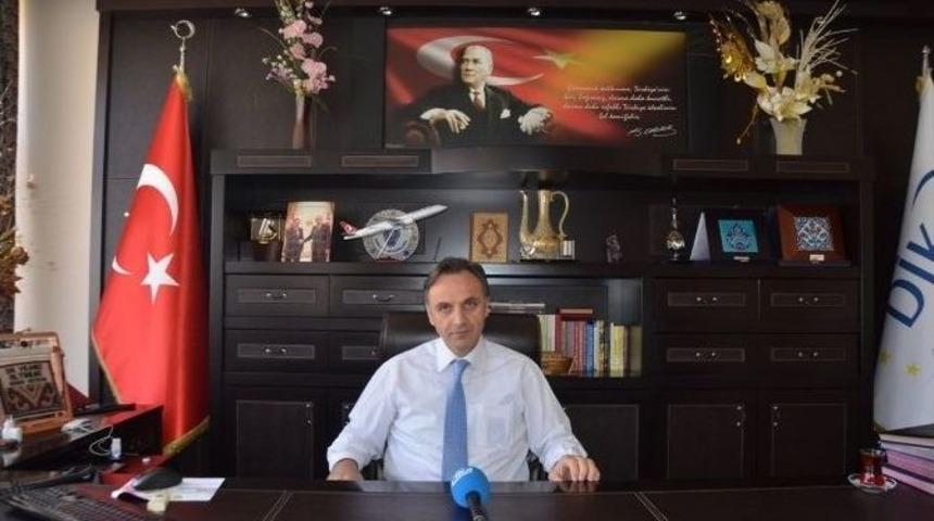 Dika, Darbe Girişimini Kınadı