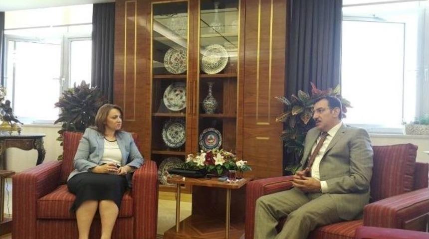 İş D&uuml;nyasından G&uuml;mr&uuml;k Ve Ticaret Bakanı B&uuml;lent T&uuml;fenk&ccedil;i&rsquo;ye Ziyaret