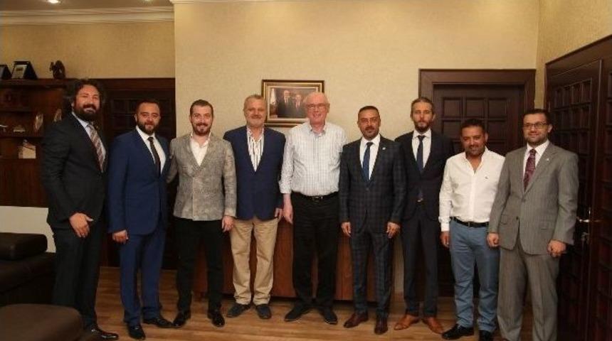 Esgiad&rsquo;ın Yeni Y&ouml;netimi Başkan Kurt&rsquo;u Ziyaret Etti