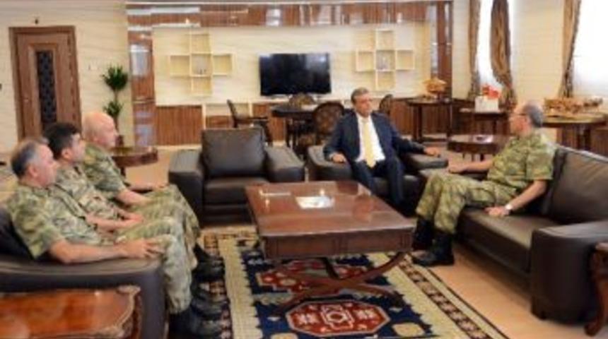 9&rsquo;ncu Kolordu Komutanı Korgeneral &Ouml;ngay&rsquo;dan Vali &Ouml;zefe&rsquo;ye Ziyaret