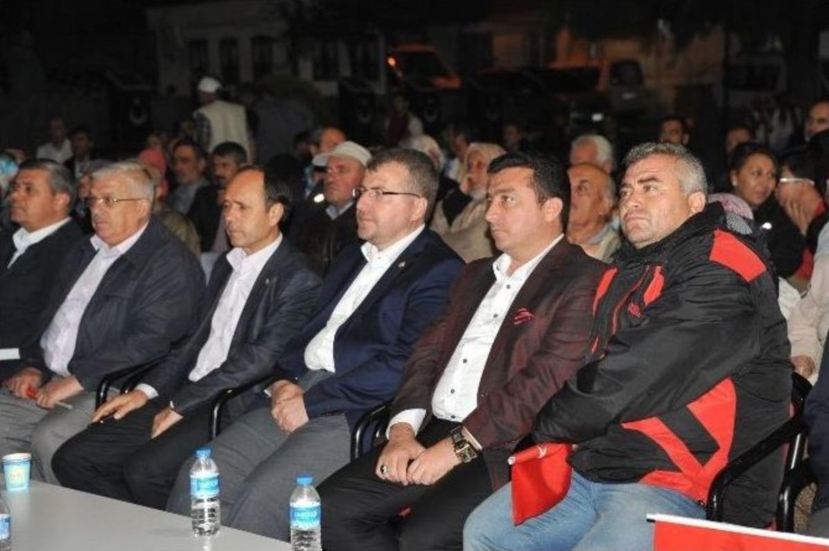 Boz&uuml;y&uuml;k&rsquo;te Demokrasi N&ouml;betine Milletvekili Desteği