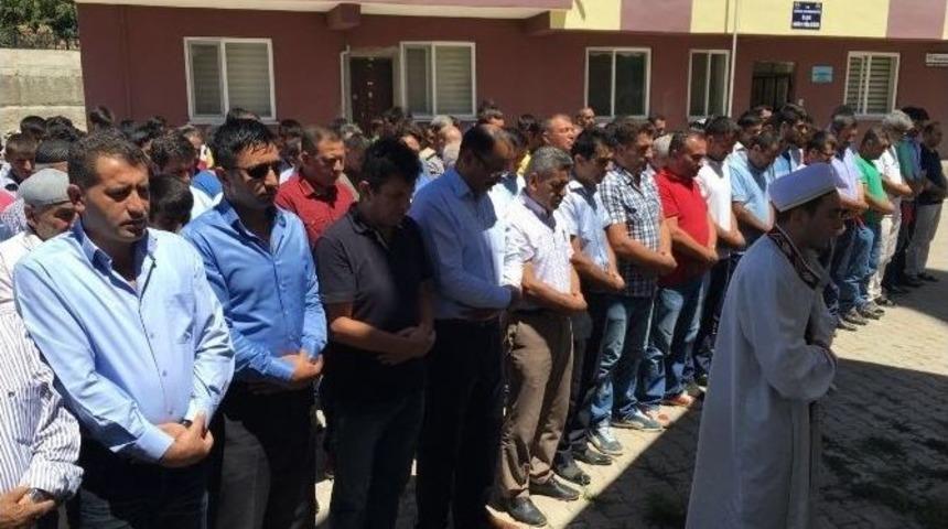 Şehitler İ&ccedil;in Mevlit Okutuldu