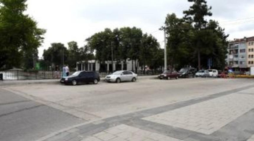 K&ouml;pr&uuml;de Park Yapılamayacak