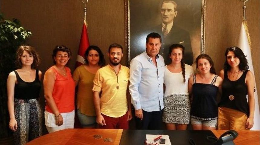 Odt&uuml;&rsquo;l&uuml; &Ouml;ğrencilerden Başkan Kocadon&rsquo;a Ziyaret