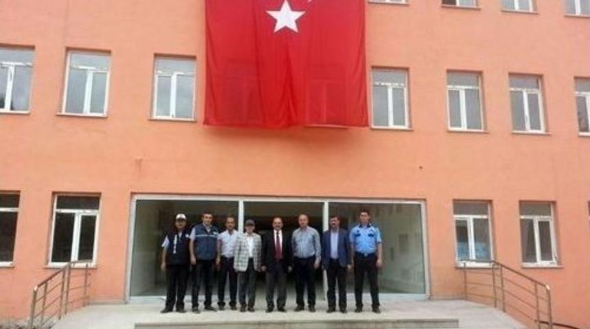Rekt&ouml;r Aydın, Azdavay Meslek Y&uuml;ksekokulu Kampusu&rsquo;nu İnceledi