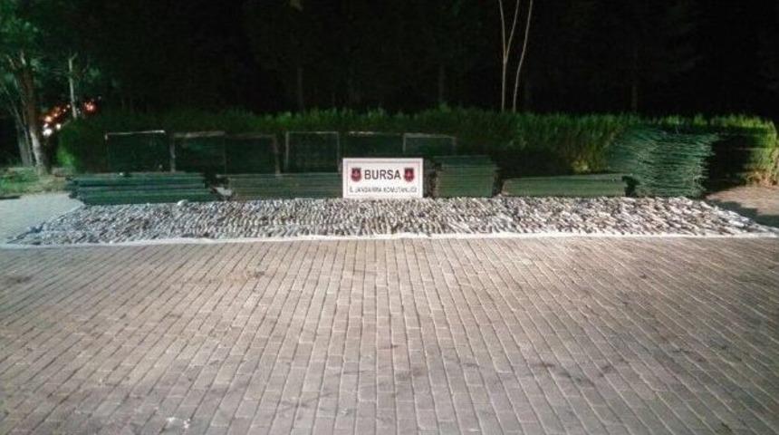 İstanbul Ve İzmir&rsquo;e Satacakları Uyuşturucularla Bursa&rsquo;da Yakalandılar