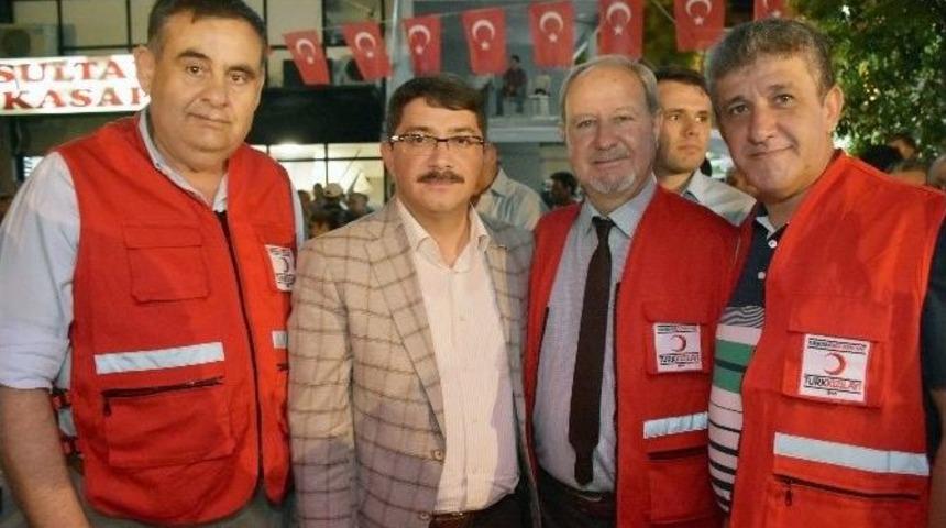 Demokrasi N&ouml;betleri Devam Ediyor