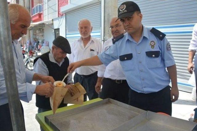 Selendi’de Demokrasi Şehitleri İçin Lokma Hayrı