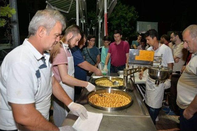 Bilecik’te Demokrasi Nöbeti Sürüyor