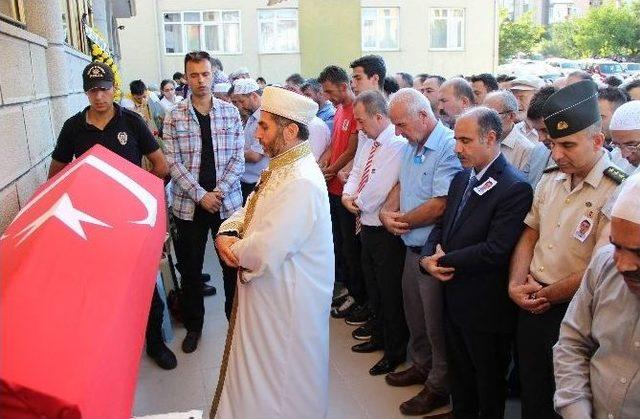 Trafik Kazasında Hayatını Kaybeden Polis Son Yolculuğuna Uğurlandı