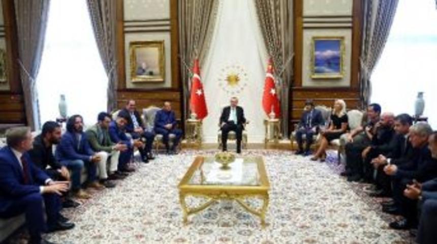 Spor Ve Sanat Camiasından Cumhurbaşkanı Erdoğan&rsquo;a Ziyaret