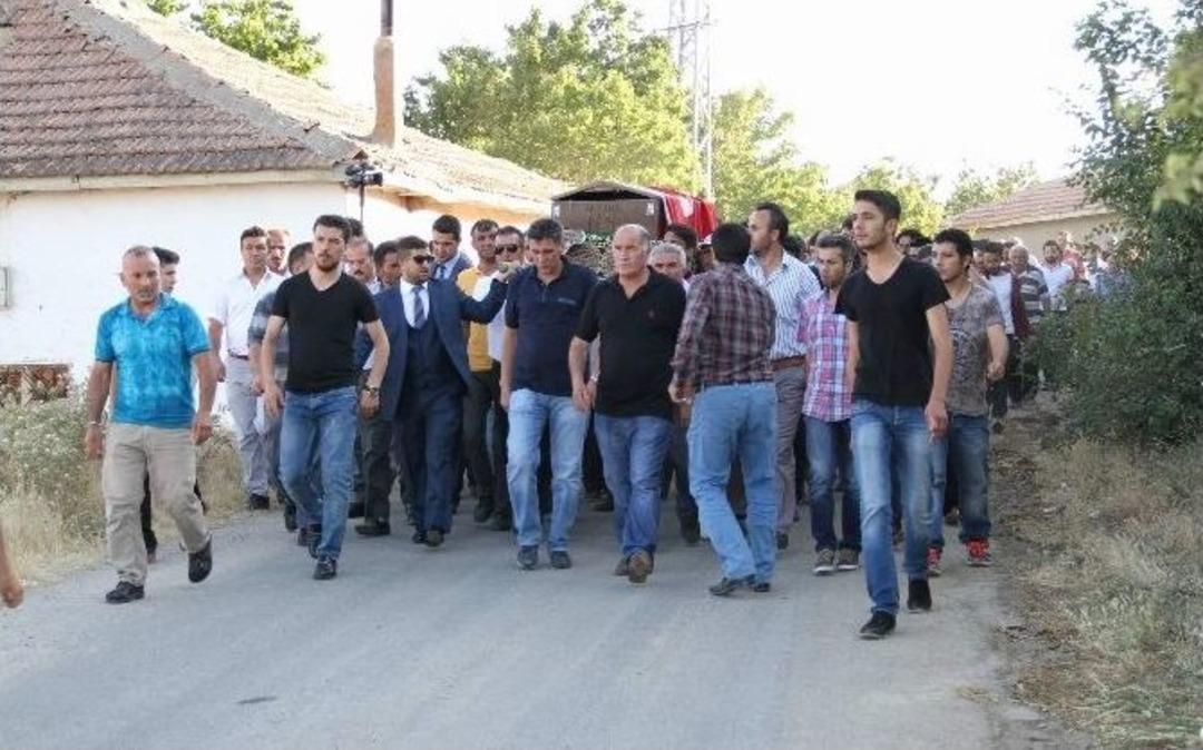 15 Temmuz Şehidi Yıldız G&uuml;rsoy Toprağa Verildi