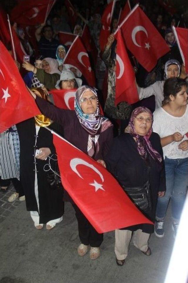 Çanakkale’de Demokrasi Nöbeti