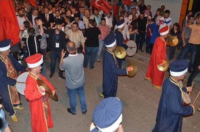 Ak Parti Zonguldak Milletvekili Faruk Çaturoğlu: “fetullah Gülen’i Türkiye’ye Vermezler. Çünkü Çok Şey Biliyor”