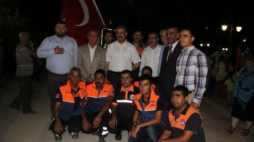 Afad Başkanvekili Bilden Hatay&rsquo;da Demokrasi N&ouml;betine Katıldı.