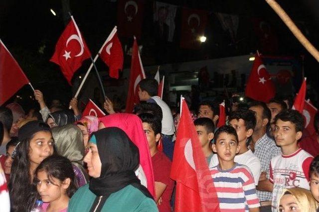 Afad Başkanvekili Bilden Hatay’da Demokrasi Nöbetine Katıldı.