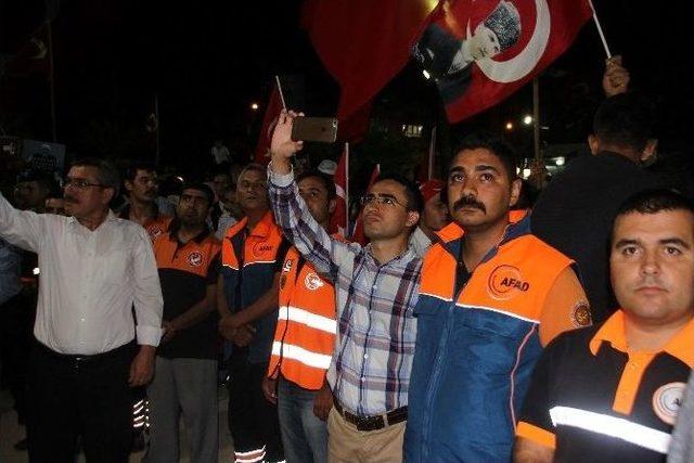 Afad Başkanvekili Bilden Hatay’da Demokrasi Nöbetine Katıldı.