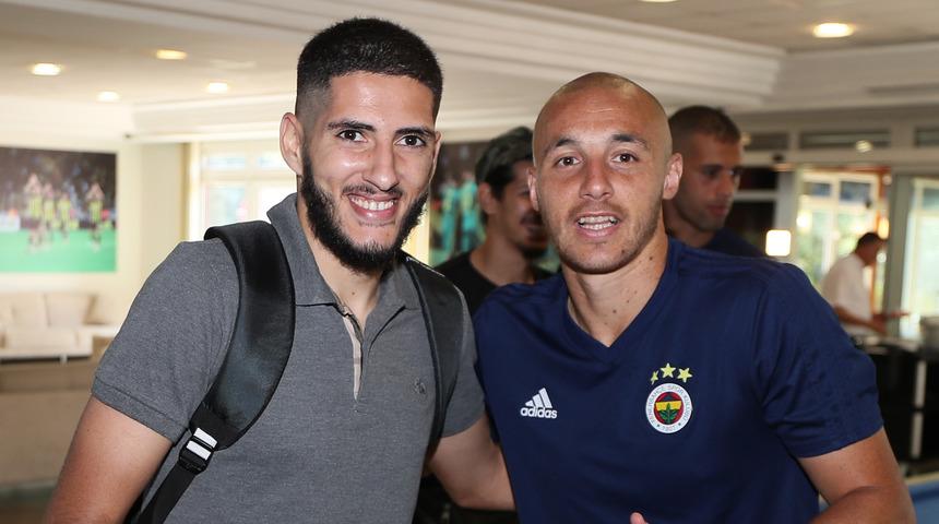 Yassine Benzia: Fenerbah&ccedil;e'ye imza atmak benim i&ccedil;in bir hayalin ger&ccedil;ekleşmesi