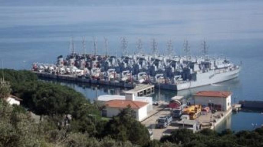 Polis, Erdek Mayın Filosu Komutanlığı&rsquo;nda Arama Yaptı