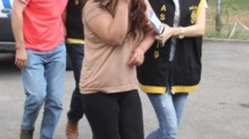 Sevgililer Fuhuş Operasyonunda Yakalandı