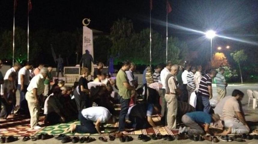 Anamur&rsquo;da &rsquo;demokrasi N&ouml;beti&rsquo; Devam Ediyor