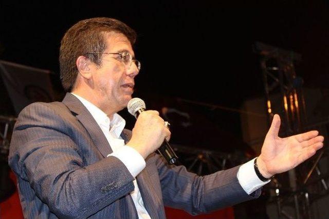 Ekonomi Bakanı Nihat Zeybekci, Denizli Demokrasi Nöbeti Tutan Vatandaşlara Seslendi