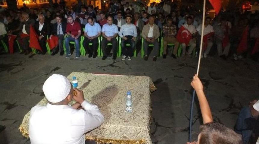 Malazgirt Demokrasi N&ouml;betinde Şehitler İ&ccedil;in Dua