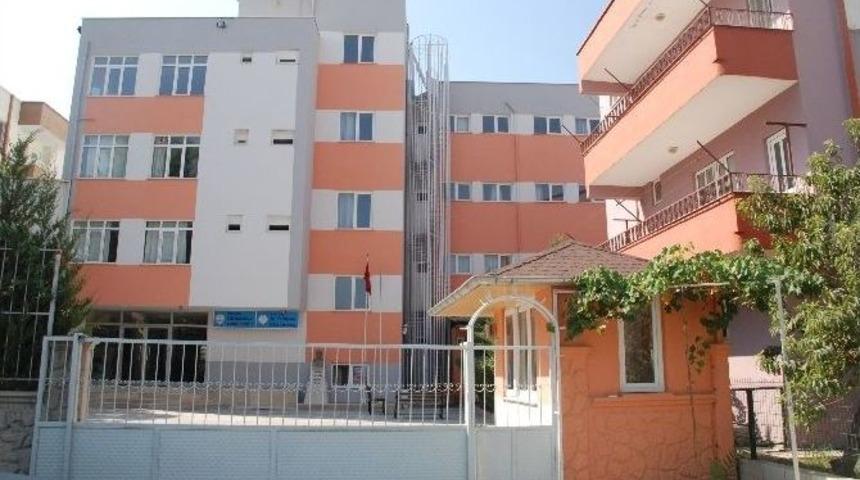 Silifke&rsquo;de Fet&ouml;&rsquo;ye Yakınlığı İle Bilinen Okullar M&uuml;h&uuml;rlendi