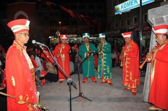 Akşehir’de Demokrasi Nöbeti Sürüyor