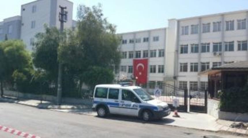 Polis Fet&ouml;&rsquo;ye Yakınlığı İle Bilinen Okullarda &Ccedil;alışma Başlattı