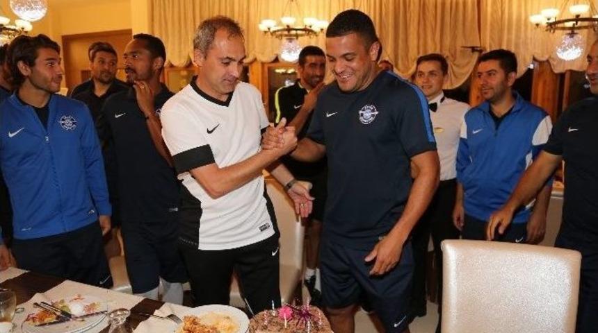 Vederson&rsquo;a &Ccedil;ifte S&uuml;rpriz