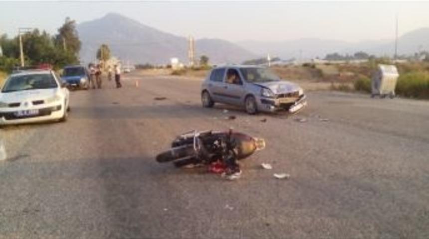 Zabıta Memuru Ge&ccedil;irdiği Trafik Kazasında Hayatını Kaybetti