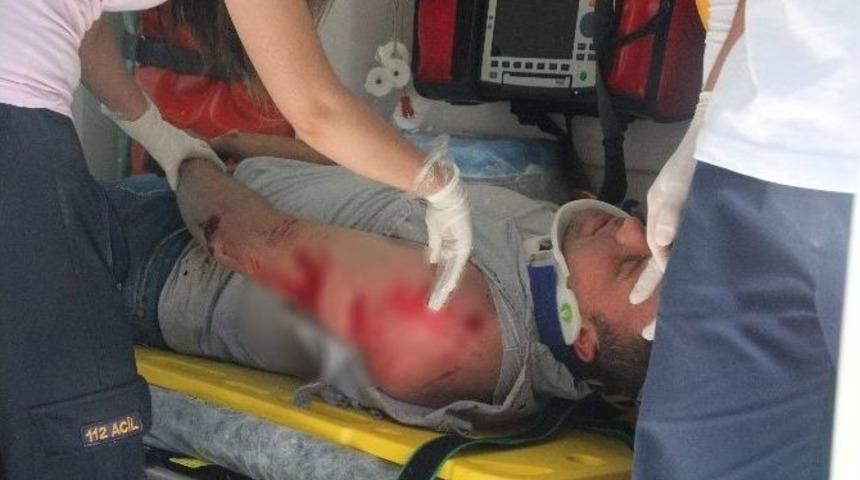 Motosiklet S&uuml;r&uuml;c&uuml;s&uuml;n&uuml; Kafasındaki Kask Kurtardı