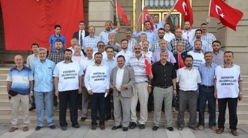 Sela Okunmasına Karşı &Ccedil;ıkanları Kınadılar