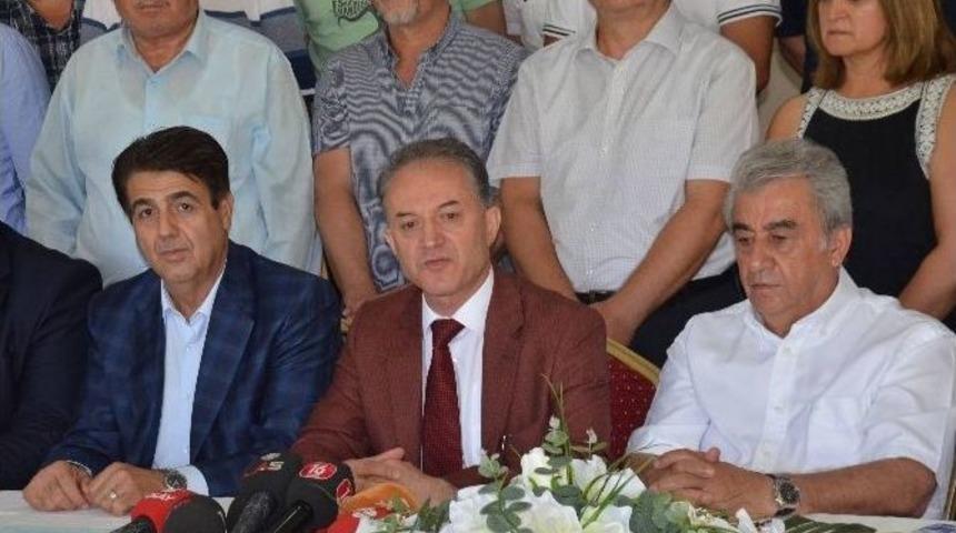 Balkan T&uuml;rkleri Ve M&uuml;lteci Dernekleri Darbe Girişimini Kınadı