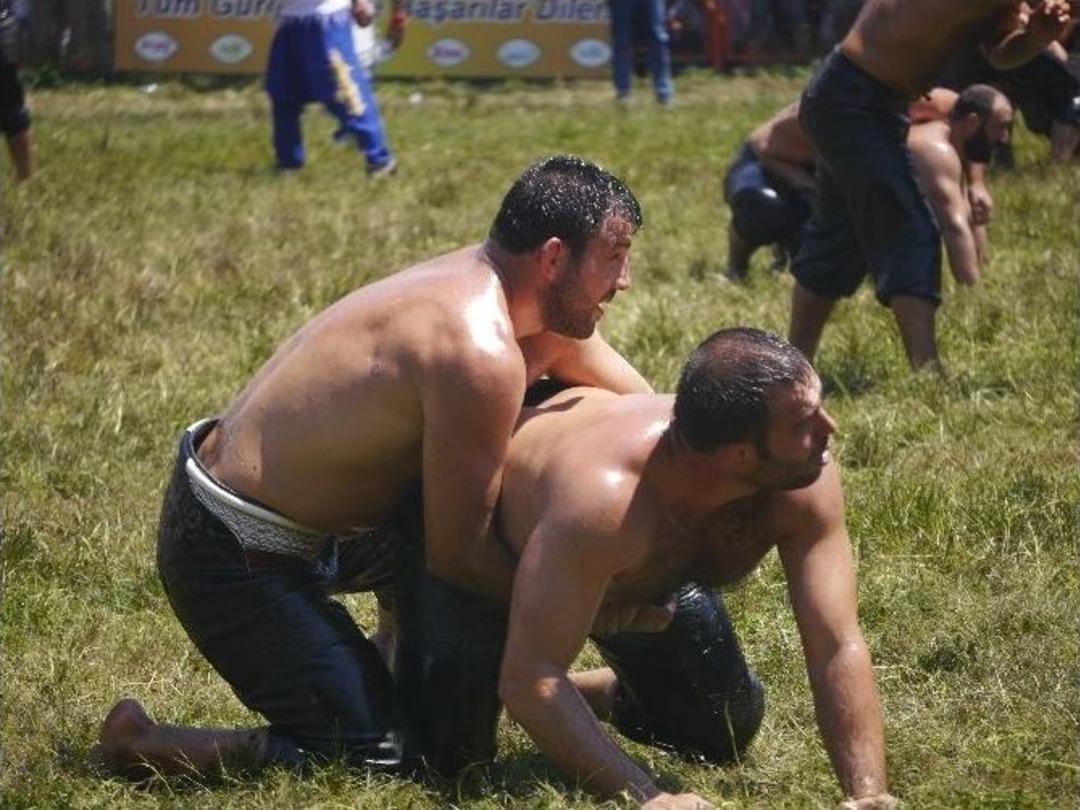 Başpehlivanlar Kırkpınar&rsquo;da Kıran Kırana G&uuml;reşti