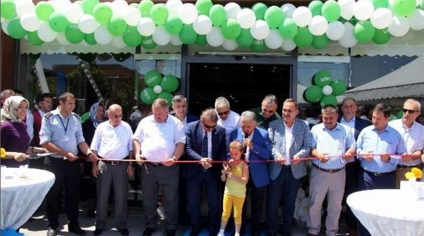 Kilim Mağazası&rsquo;nın Sivas Caddesi Şubesi Dualarla A&ccedil;ıldı