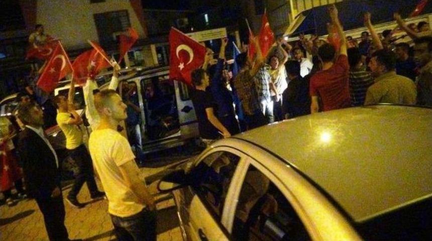 Kurucaovalıar 120 Ara&ccedil;lık Konvoyla Malatya&rsquo;da Demokrasi N&ouml;betinde