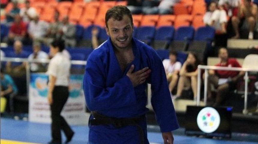 62 Madalya Kazanan T&uuml;rk Sporcular, T&uuml;m D&uuml;nyaya &ldquo;sesimizi Duyun&rdquo; Mesajı G&ouml;nderdi