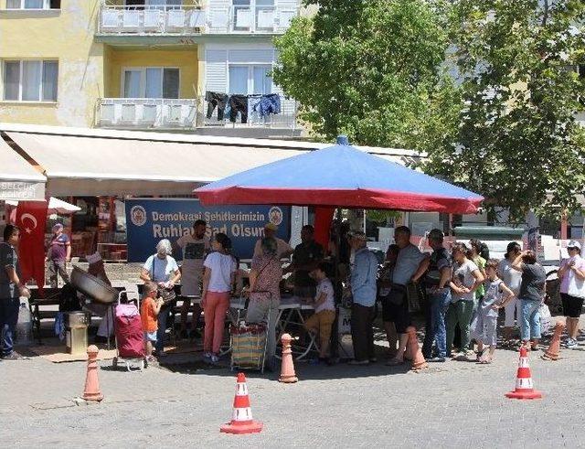 Selçuk’ta Demokrasi Şehitleri İçin Lokma Hayrı