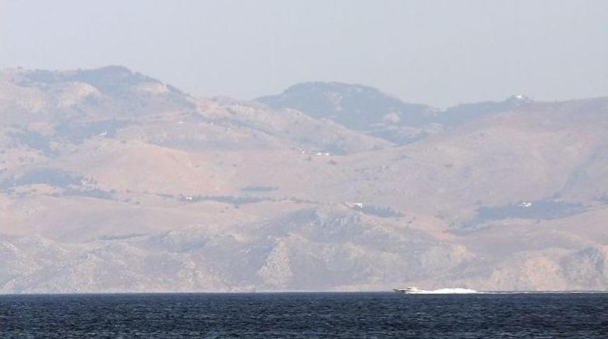 Yunan Adası Simi Abluka Altında