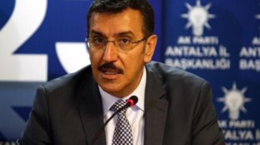 G&uuml;mr&uuml;k Ve Ticaret Bakanı T&uuml;fenkci: