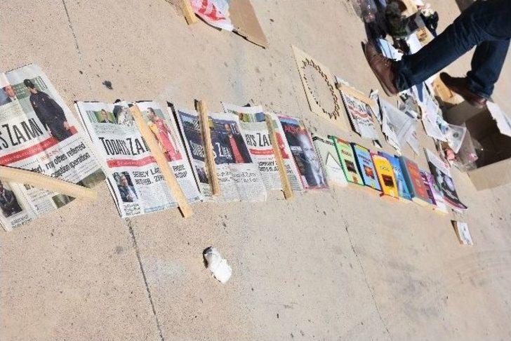 Dursunbey Myo’da Fetö’ye Ait Kitaplar Bulundu G1