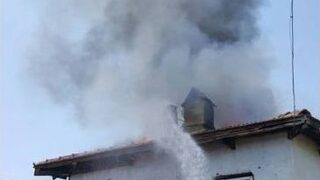 Alevler Çatıyı Bir Anda Sardı