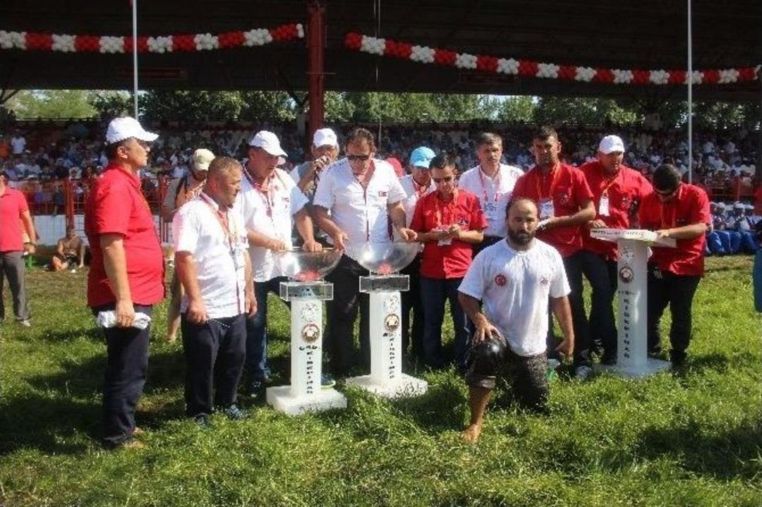 Başpehlivan &Ccedil;eyrek Finalistleri Belli Oldu
