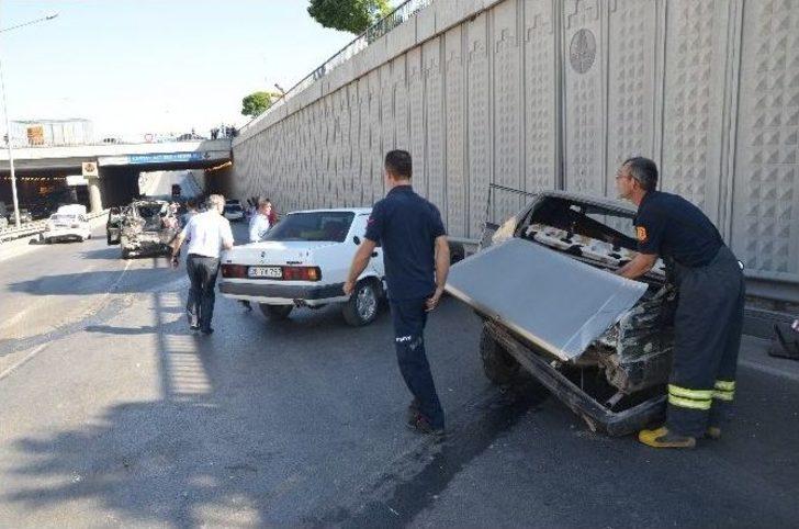 Eskişehir’de Zincirleme Trafik Kazası: 8 Yaralı G1