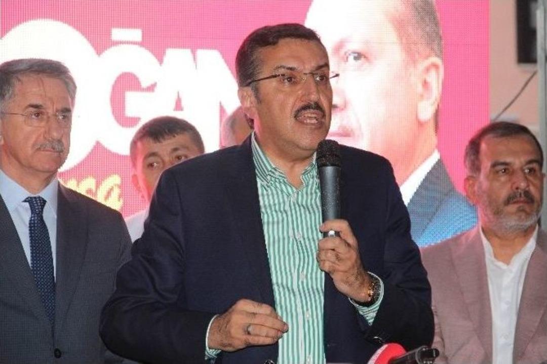 Bakan T&uuml;fenkci, Elazığ&rsquo;da