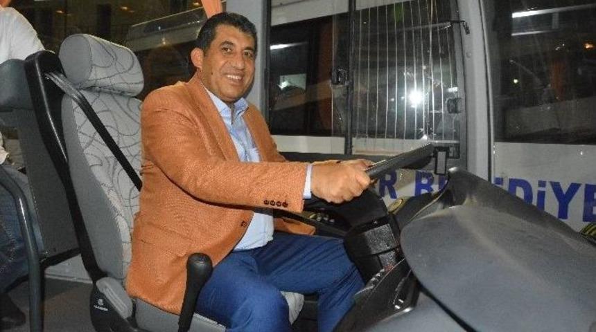 Belediye Ara&ccedil;ları Demokrasi İ&ccedil;in Y&uuml;r&uuml;d&uuml;