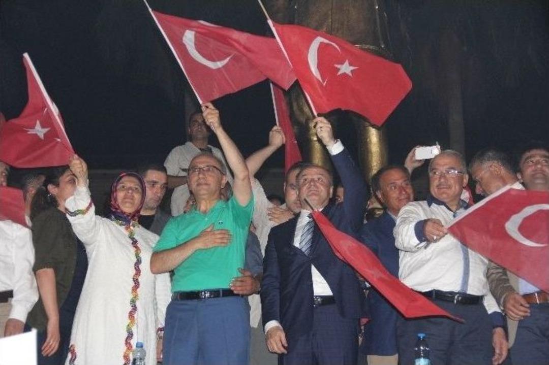 Bakan Elvan: &ldquo;o Şerefsizler, O &Ccedil;akallar, O İhanet Şebekeleri Bunun Hesabını Verecekler&rdquo;