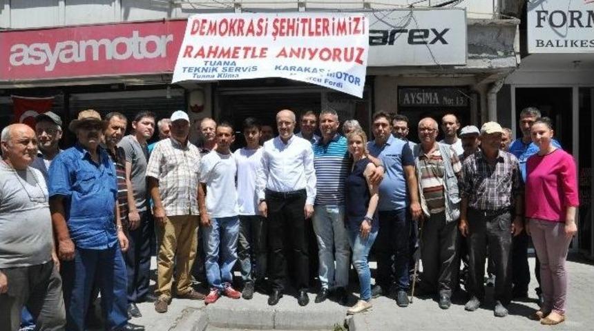 Demokrasi Şehitleri İ&ccedil;in Hayır